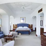 Columbia Hotel Pissouri