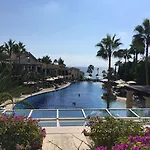 Columbia Hotel 5*