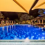 Columbia Hotel Pissouri
