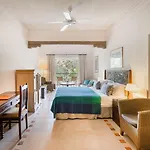 Columbia Hotel 5*