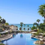 Columbia Hotel Pissouri