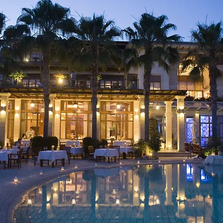 Columbia Hotel 5*