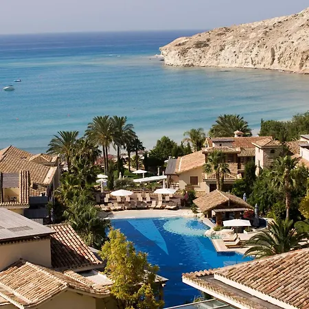 Otel Columbia Pissouri