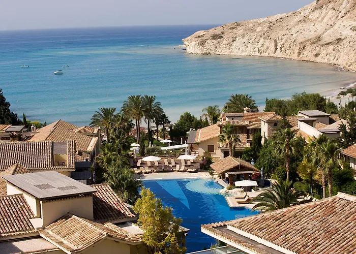 Hotel Columbia Pissouri